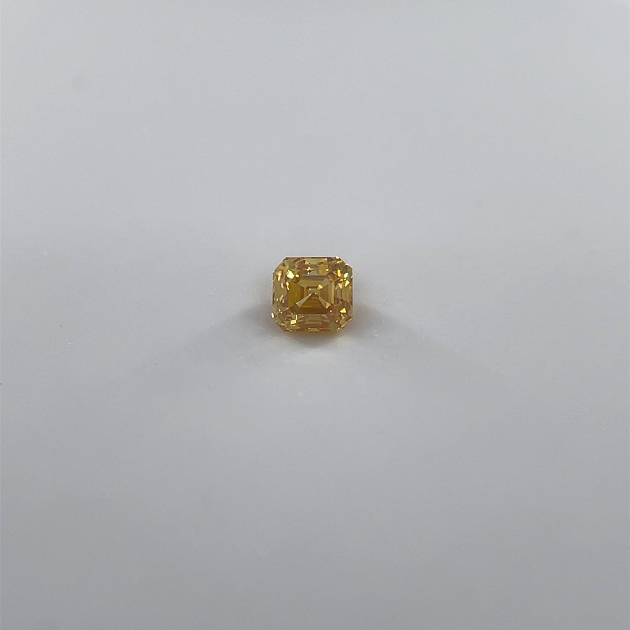 508983 ێގԎӎݎĎގَ EM 0.118ct FVOY-VS2 CGL