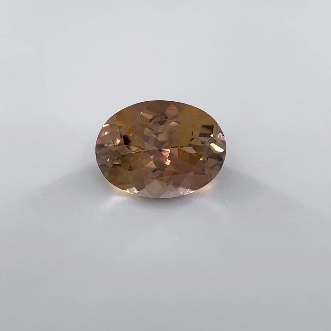 509322 ގ َ OV 1.14ct