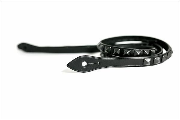 黒ピラミッド18mm - ギターストラップ/ベースストラップ専門店