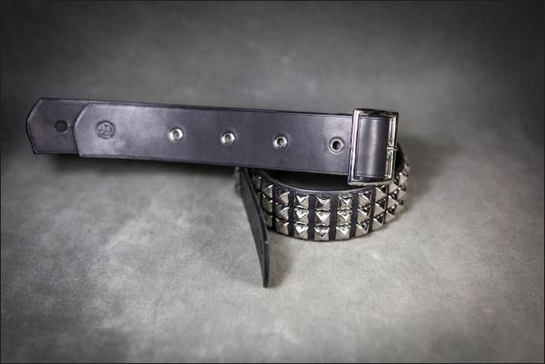 3連ピラミッドスタッズ - ギターストラップ/ベースストラップ