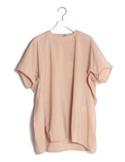 <img class='new_mark_img1' src='https://img.shop-pro.jp/img/new/icons16.gif' style='border:none;display:inline;margin:0px;padding:0px;width:auto;' />KERALA Oversized Woven Tee With Gathered Belt