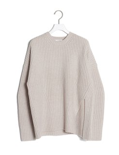 <img class='new_mark_img1' src='https://img.shop-pro.jp/img/new/icons16.gif' style='border:none;display:inline;margin:0px;padding:0px;width:auto;' />40% OFF / Wool Deformation Crew Neck Knit