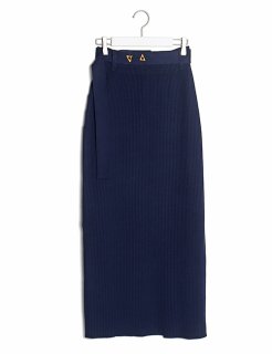 <img class='new_mark_img1' src='https://img.shop-pro.jp/img/new/icons16.gif' style='border:none;display:inline;margin:0px;padding:0px;width:auto;' />40% OFF / FORUM Knitted Skirt