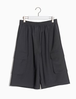 <img class='new_mark_img1' src='https://img.shop-pro.jp/img/new/icons8.gif' style='border:none;display:inline;margin:0px;padding:0px;width:auto;' />Tropical Wool Relaxed Cargo Short
