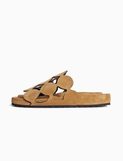 <img class='new_mark_img1' src='https://img.shop-pro.jp/img/new/icons8.gif' style='border:none;display:inline;margin:0px;padding:0px;width:auto;' />Suede Bulles Sandal