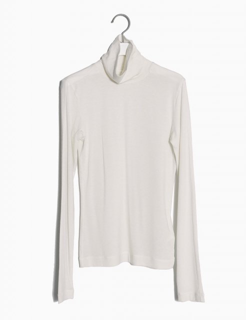 <img class='new_mark_img1' src='https://img.shop-pro.jp/img/new/icons8.gif' style='border:none;display:inline;margin:0px;padding:0px;width:auto;' />Tencel Cashmere Turtle Neck Tops