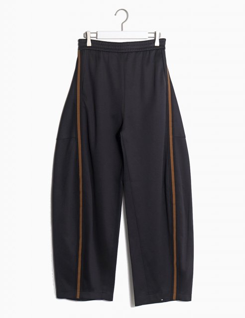 <img class='new_mark_img1' src='https://img.shop-pro.jp/img/new/icons8.gif' style='border:none;display:inline;margin:0px;padding:0px;width:auto;' />Active Knit Winslow Pant
