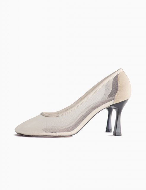 <img class='new_mark_img1' src='https://img.shop-pro.jp/img/new/icons8.gif' style='border:none;display:inline;margin:0px;padding:0px;width:auto;' />Round Toe Mesh Pumps