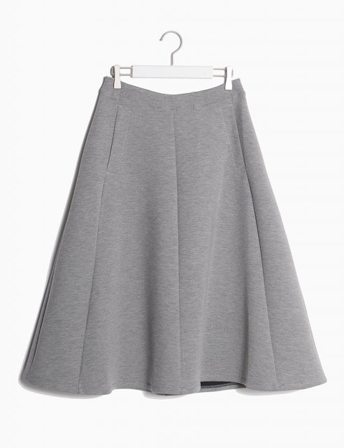 <img class='new_mark_img1' src='https://img.shop-pro.jp/img/new/icons8.gif' style='border:none;display:inline;margin:0px;padding:0px;width:auto;' />OCRA / SCUBE Flare Skirt