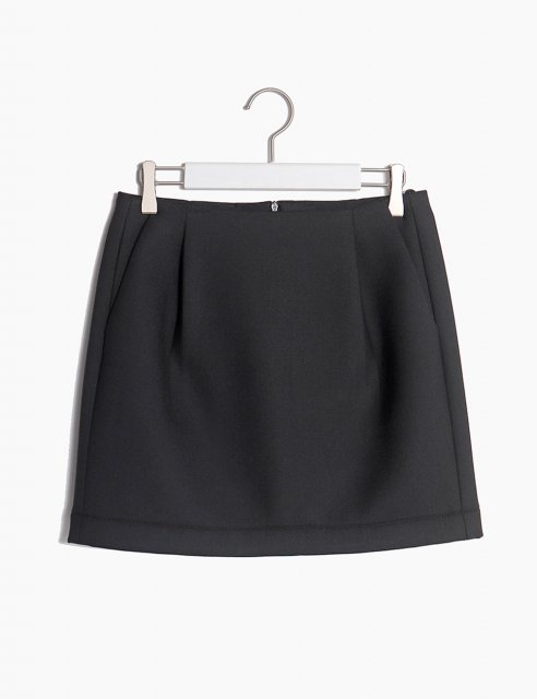 <img class='new_mark_img1' src='https://img.shop-pro.jp/img/new/icons8.gif' style='border:none;display:inline;margin:0px;padding:0px;width:auto;' />SANDY Mini Skirt