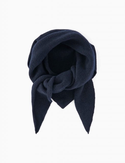 <img class='new_mark_img1' src='https://img.shop-pro.jp/img/new/icons8.gif' style='border:none;display:inline;margin:0px;padding:0px;width:auto;' />TRIGON 7GG Triangle Scarf