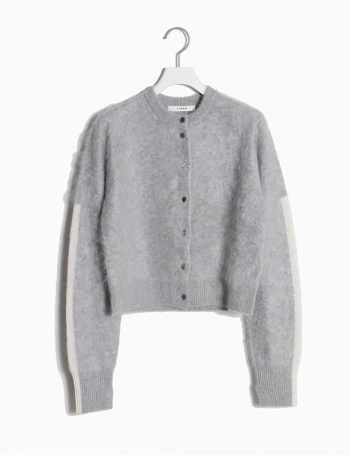 <img class='new_mark_img1' src='https://img.shop-pro.jp/img/new/icons8.gif' style='border:none;display:inline;margin:0px;padding:0px;width:auto;' />Cashmere Shaggy Cropped Cardigan