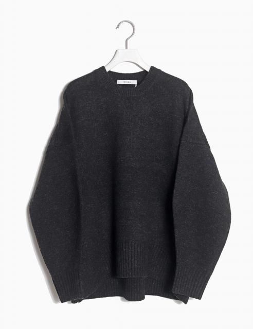 <img class='new_mark_img1' src='https://img.shop-pro.jp/img/new/icons8.gif' style='border:none;display:inline;margin:0px;padding:0px;width:auto;' />Oversized Crew Neck Knit