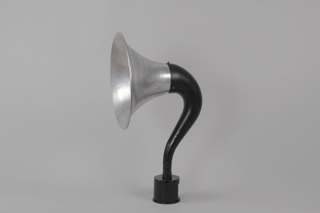 MAISON GRAIN D'AILE - Horn Speaker no.9