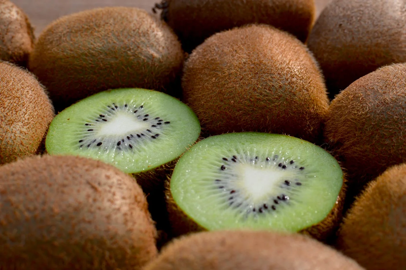 AOKI FARM & DELI - 青木農園キウイフルーツ