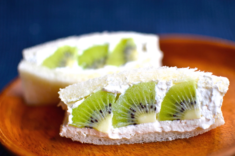 AOKI FARM & DELI - 青木農園キウイフルーツ