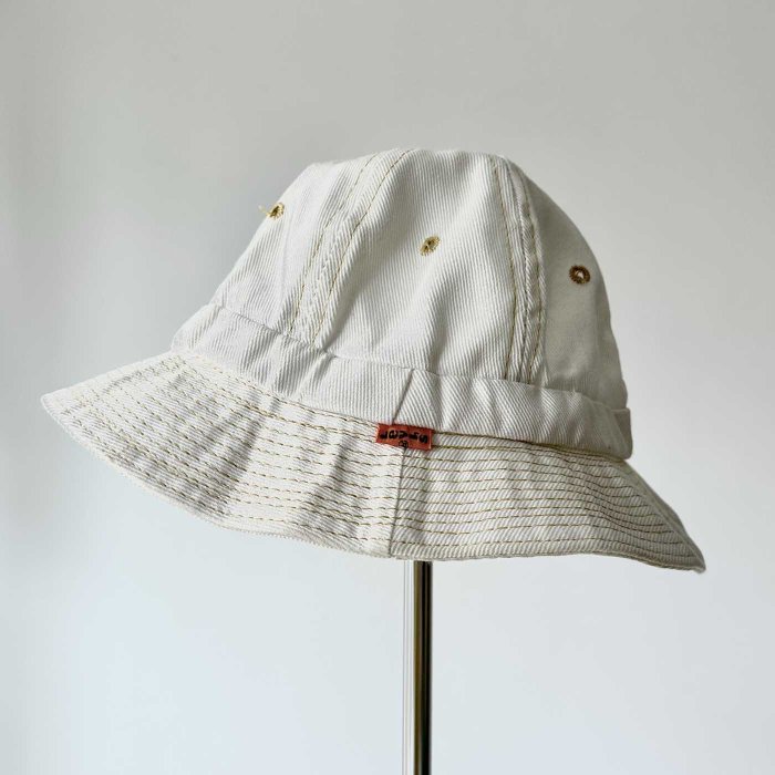 Levi's WHITE DENIM BUCKET HAT(RARE)