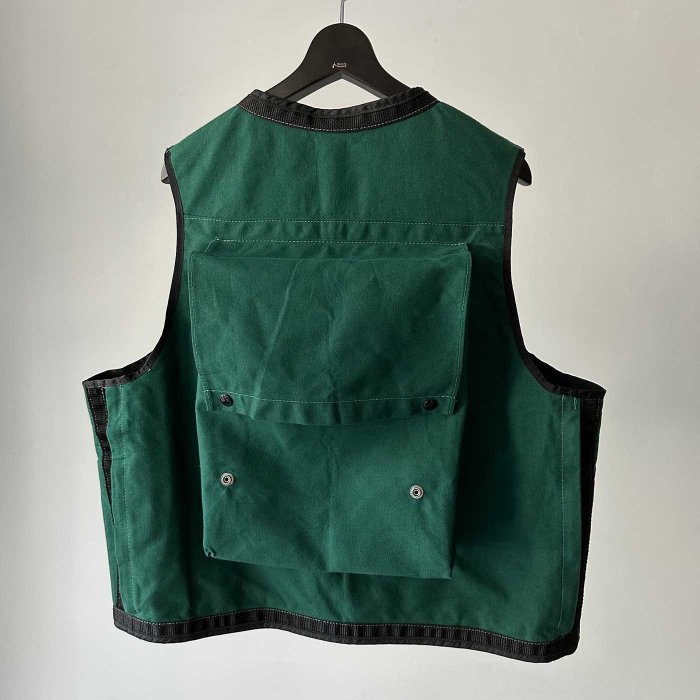 OUTDOOR CANVAS VEST(VERY GOOD CONDITION)