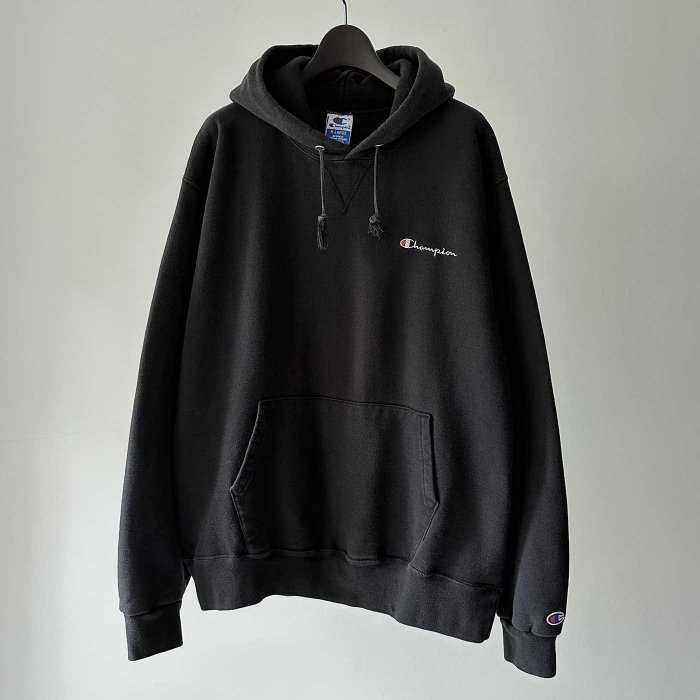 CHAMPION BLK SWEAT HOODIE