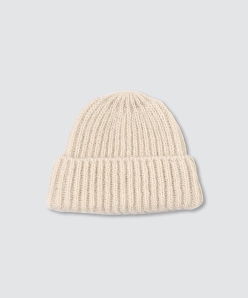 BATONER LOW GAUGE CAP Ivory MOHAIR KNIT