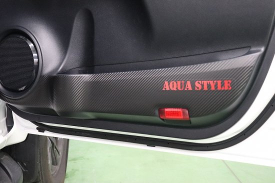 ハイラックス ドアパネル傷防止シート - 長野県松本市のカーセキュリティ専門店 AQUA ／オンラインショップ