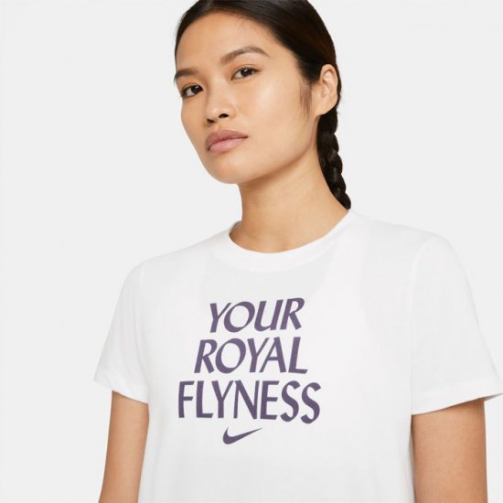 NIKE/ナイキ バスケットボール トップス ［dd0834-100 ウイメンズシーズナルS/STシャツ]  Tシャツ_半袖_レディース_ウーマン/2021SS - クマガヤスポーツ　Webショップ　 バスケットボールアイテムが充実！埼玉県熊谷市の総合スポーツショップ『クマスポ』