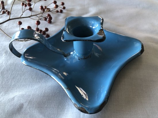 フランス/ターコイズブルーの琺瑯製アンティークキャンドルホルダー 