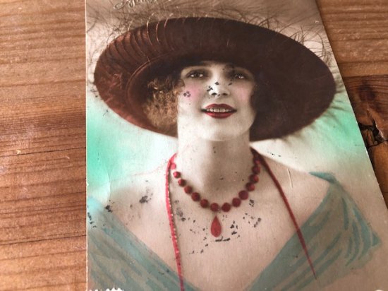 フランス/1921年パリの女性/ポストカード/90x140mm/管理番号B191 ...