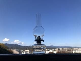 フランス、英国、アメリカを中心にブロカントや蚤の市の素敵なランプや