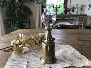 ե/1920LAMPE FEUTREE﫥/ֹE822/1
