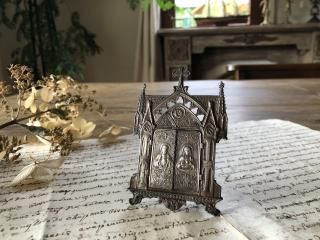 フランス/サルグミンヌMOZART（モーツアルト）バラのガーランドのサラディエ フランス/サルグミンヌMOZART（モーツアルト）バラのガーランド