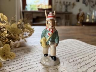 ѹ񥤥󥰥/ɥȥ(ROYAL DOULTONS)Х˥󥺥꡼ PAPERBOY BUNNYKINS /ֹF919/6
