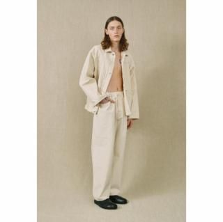 <img class='new_mark_img1' src='https://img.shop-pro.jp/img/new/icons63.gif' style='border:none;display:inline;margin:0px;padding:0px;width:auto;' />LAST ONE YOKO SAKAMOTO 25AW / DENIM PLEATS JACKET /ECRU