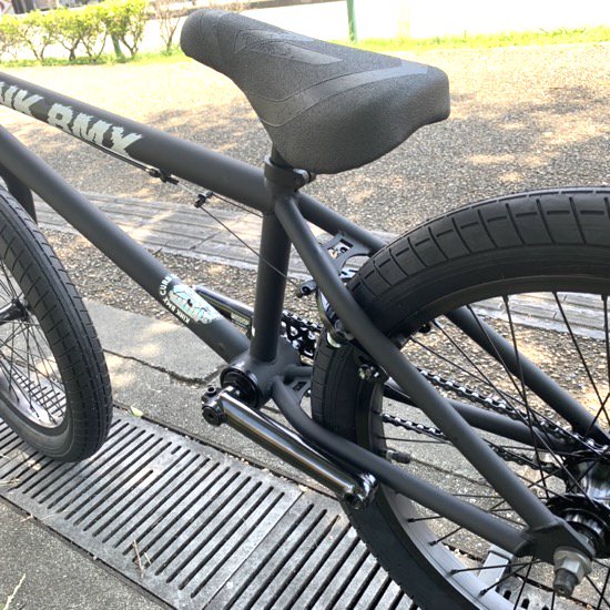 KINK CURB 2022 Matt Midnight Black - MTB&BMX専門店・通信販売