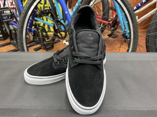 Emerica. DICKSON BLACK/WHITE/GOLD 25.5cm (7.5)