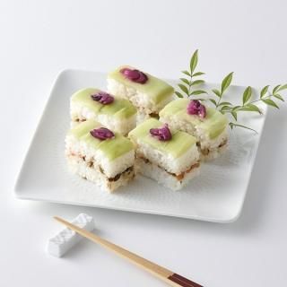 白磁草林彫 ボウル 小 - 一真窯公式オンラインストア