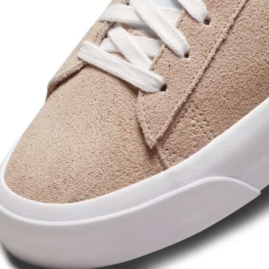 ナイキ SB ズーム ブレーザー LOW プロ GT　NIKE SB ZOOM BLAZER LOW PRO GT DC7695-200 -  202SKATESHOP