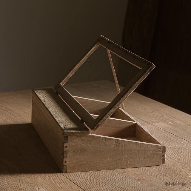 ǥץ쥤 vintage wood tabletop display case