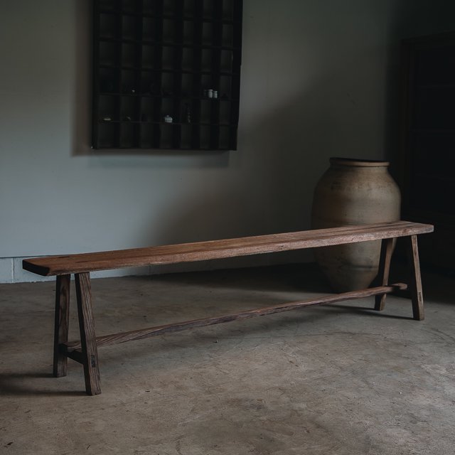 Ĺ٥ long wooden bench