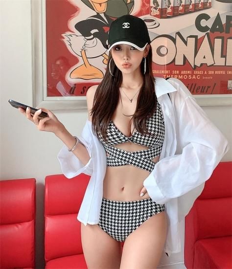 値下げ中！【ジア着用】千鳥柄 ビキニ 水着 大人セクシー