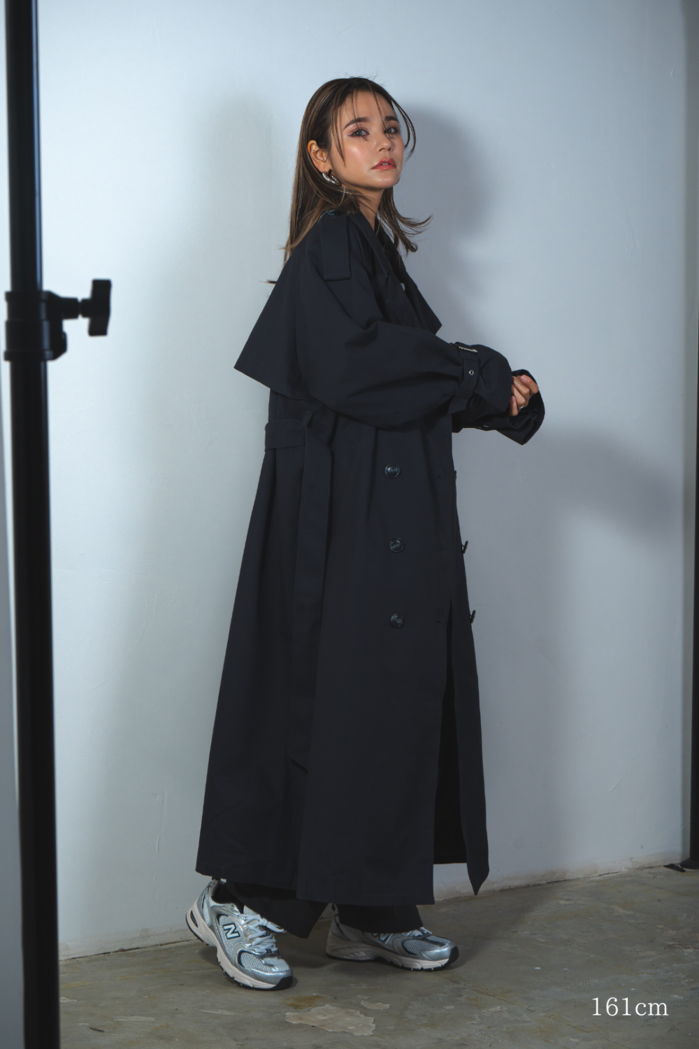 <img class='new_mark_img1' src='https://img.shop-pro.jp/img/new/icons8.gif' style='border:none;display:inline;margin:0px;padding:0px;width:auto;' />MODERN LONG TRENCH COAT -dark navy-