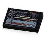 TR-808Roland MINIATURE COLLECTION