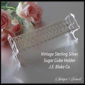 <img class='new_mark_img1' src='https://img.shop-pro.jp/img/new/icons14.gif' style='border:none;display:inline;margin:0px;padding:0px;width:auto;' />Sterling Silver Sugar Cube Holder by J.E. Blake Co,  󥰥Сʶ925˥奬塼֥ۥ