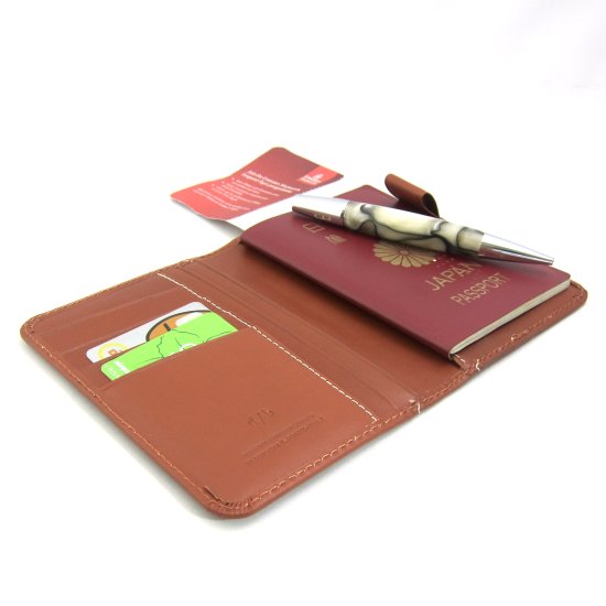 パスポートケース 薄い 航空券 機能的 コンパクト 本革 イタリアンレザー | 革小物のDUCT STORE(ダクトストア)