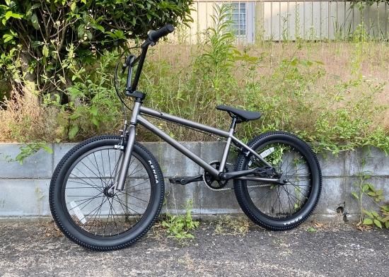 JYU ╱BMX ╱V2 1、MATTE_BLACK TT20.5インチ - 自転車本体