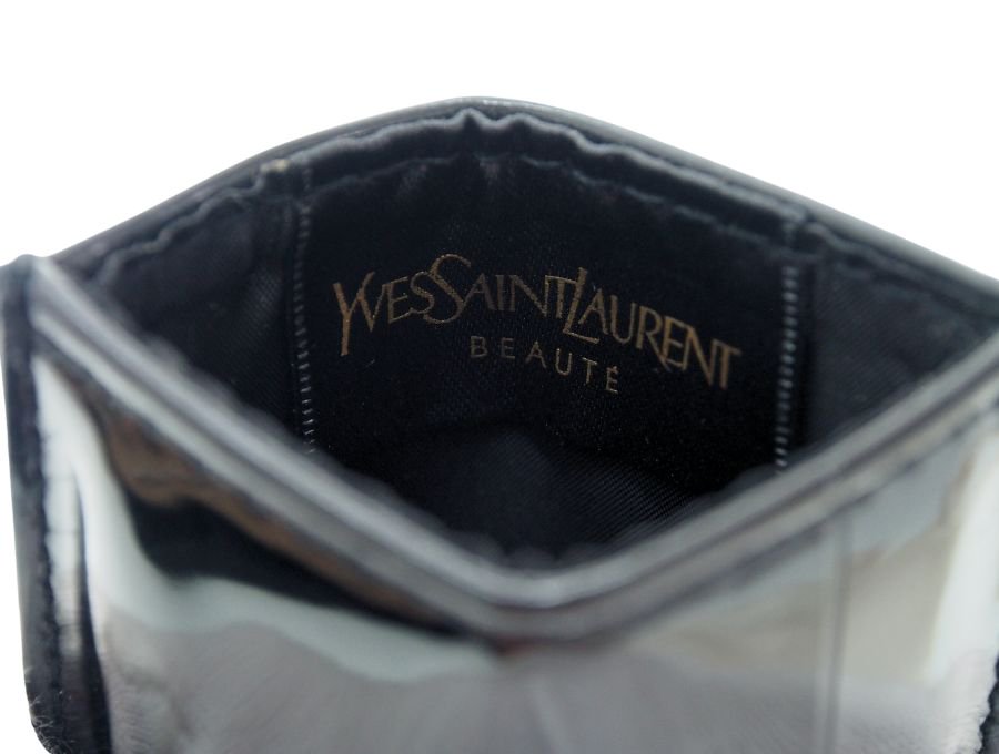 【Used 開封品】イヴ サンローラン YVES SANT LAURENT ノベルティ コンパクトミラー 鏡 YSLロゴ 片面ミラー 金属製 ゴールド  モンドリアンルック ケース BEAUTE - ブランドジャックリスト