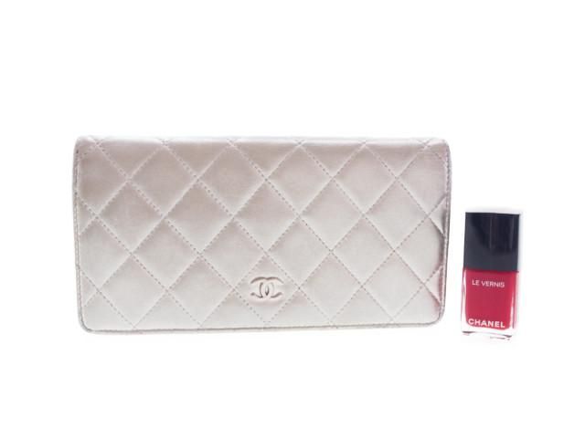 CHANEL❤️Matelassé❤️ラムスキン♡二つ折り長財布♡Rouge