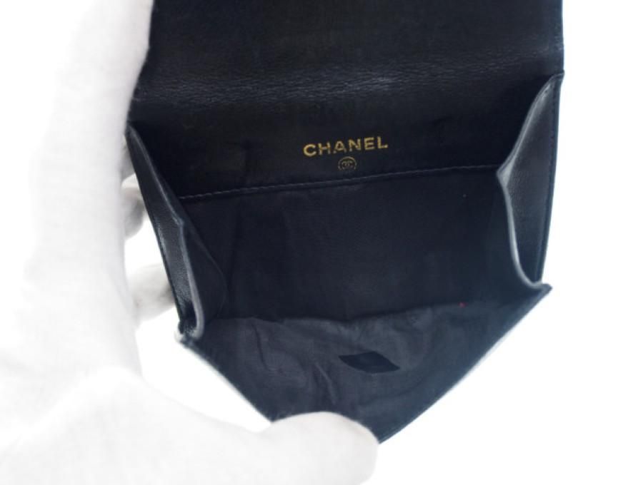 【Used 通常品】シャネル CHANEL 二つ折り財布 キャビアスキン CC 型押しココマーク Wホック ブラック - ブランドジャックリスト