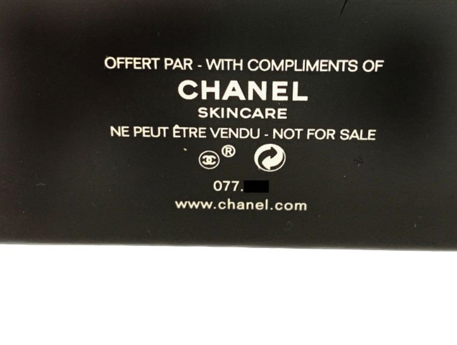 Used 未使用】シャネル CHANEL SKINCARE ノベルティ コスメポーチ