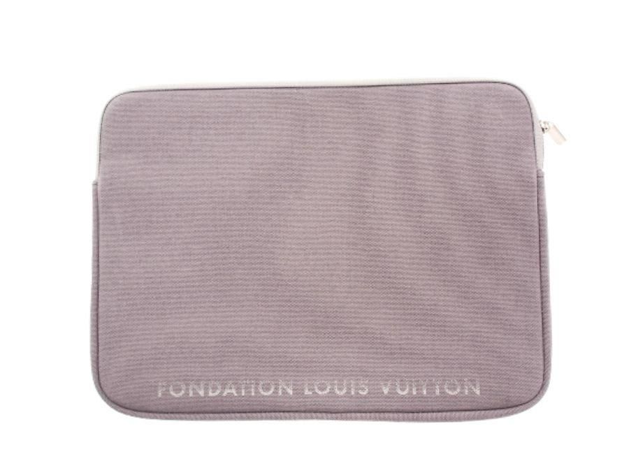 LOUIS VUITTON ＰＣケース ほぼ新品